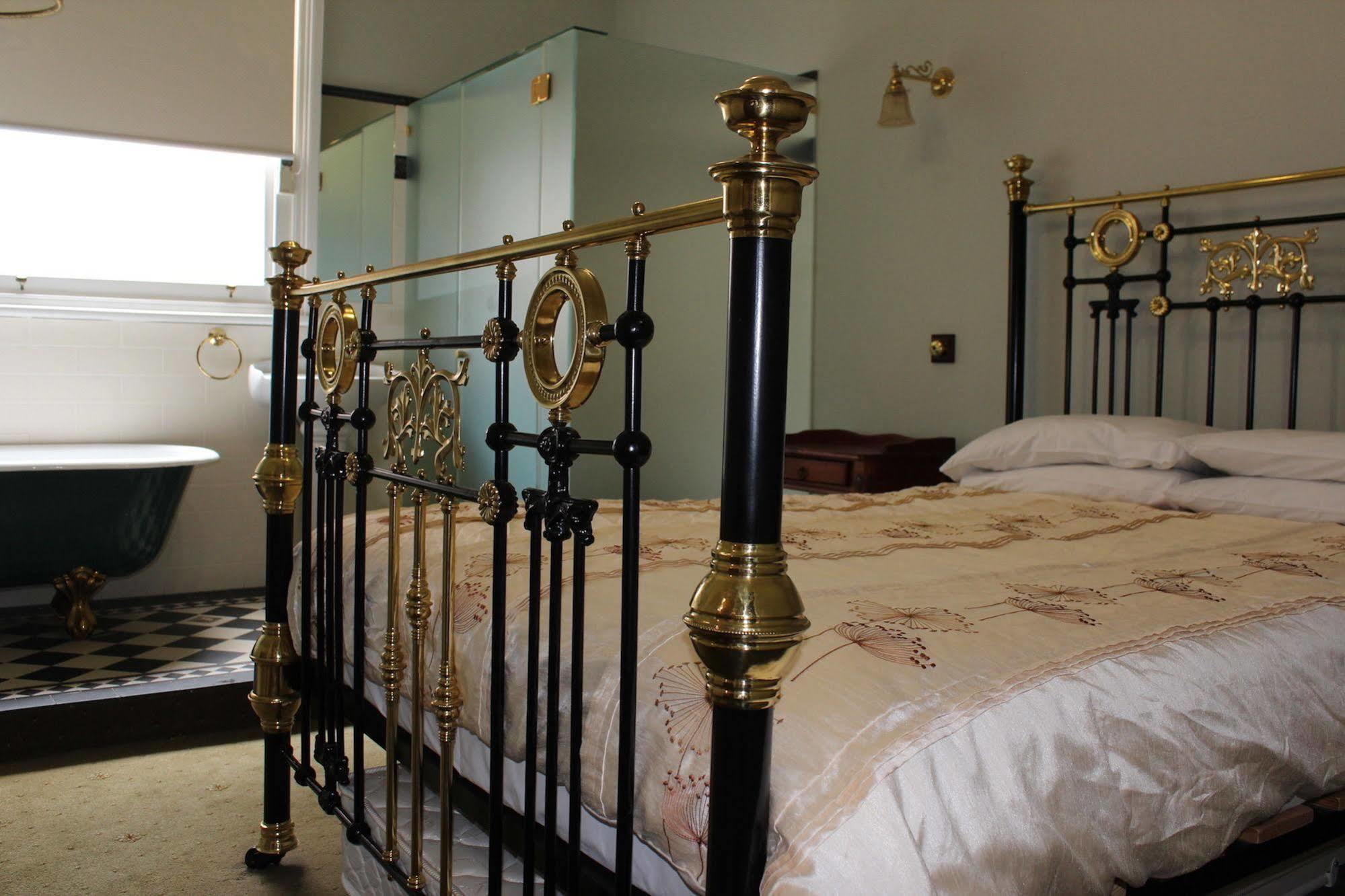 Criterion Warwick Hotel Eksteriør bilde